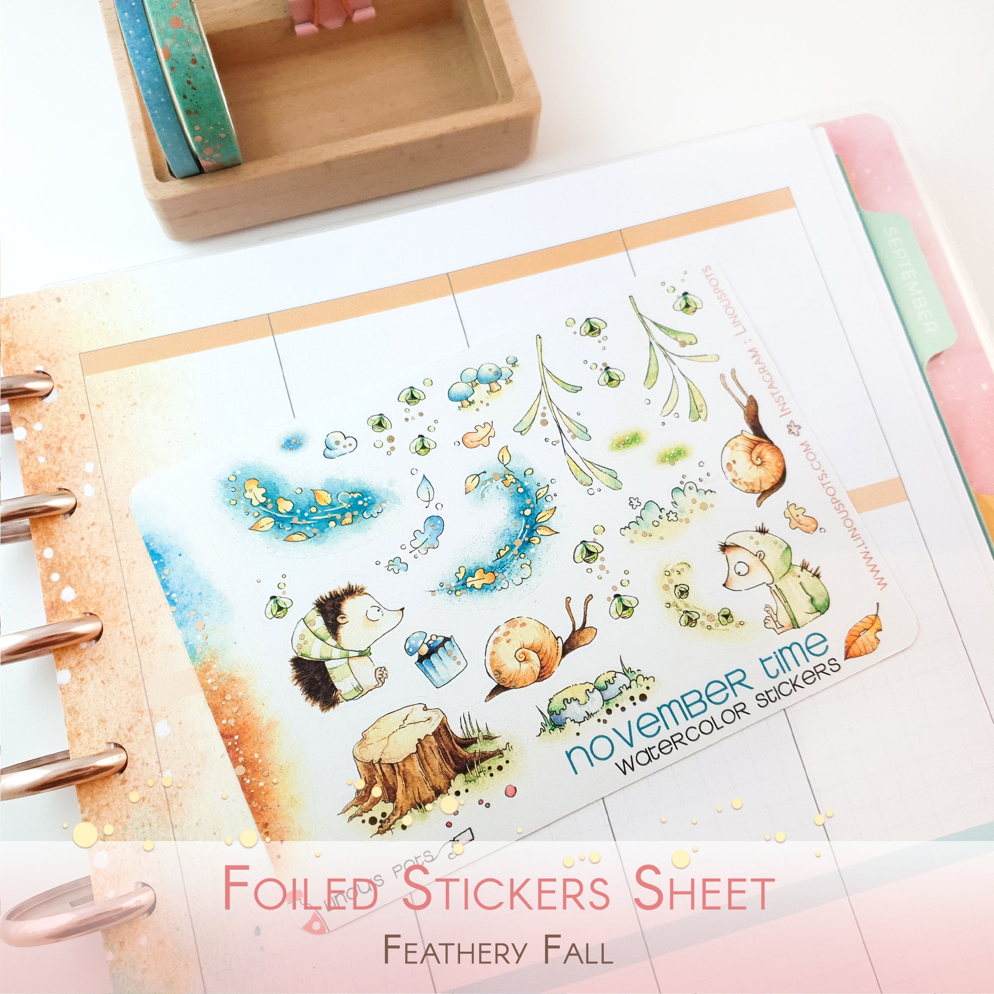 Watercolor stickers with foiled details with fall mood